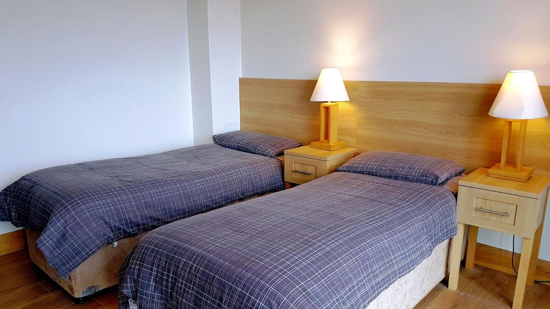 St Angela'S Lakeside Aparthotel Sala Sligo Dış mekan fotoğraf